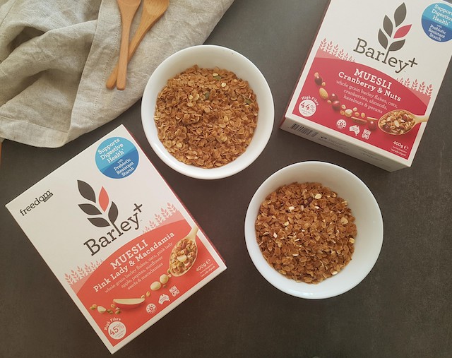 Muesli Flatlay Black fnl